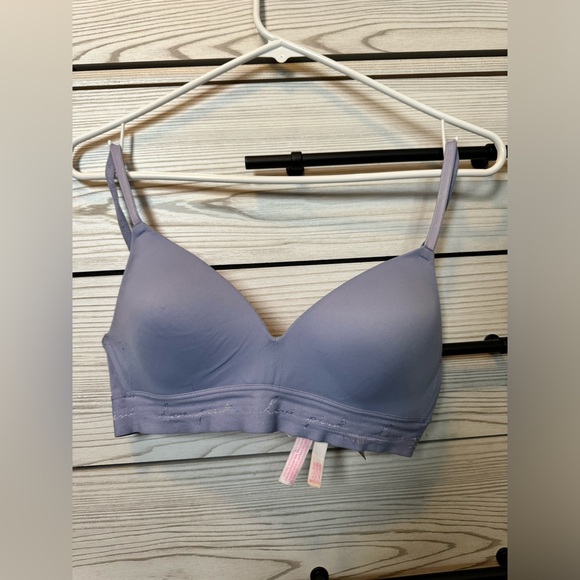 PINK Wear Everywhere Bra Size 32C - Picture 1 of 9